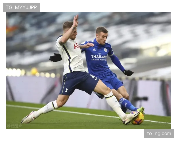 特里与内斯塔：巅峰期中卫对抗逻辑分化，单点绞杀vs体系协防