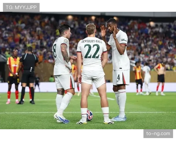 切尔西阵容庞大，结构合理性存疑，当前阶段对球队稳定性构成考验