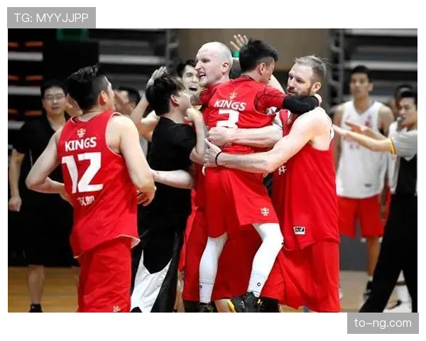 篮球界外球规则详解：什么时候会判罚球权转换？